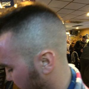 Meet your Posher, Joel